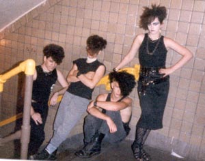 First promo shot  outside Subway - June 1985